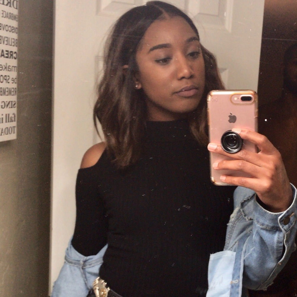 Meet your Posher, Olivia